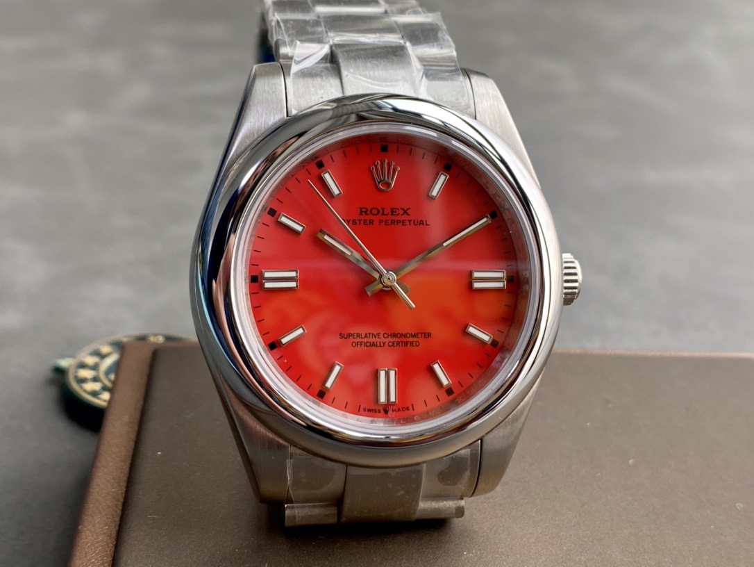 Rolex Oyster Perpetual m124300-0008